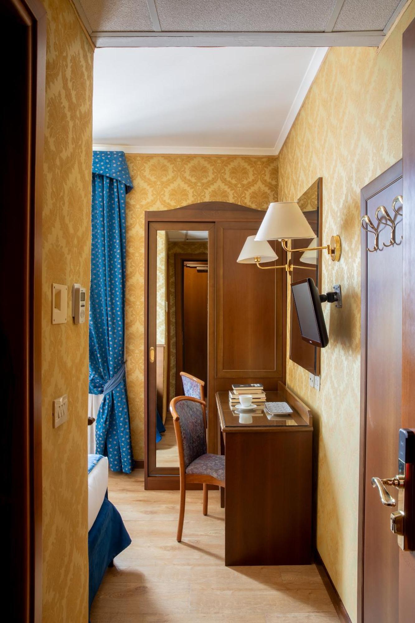 Montecarlo 3* Rom